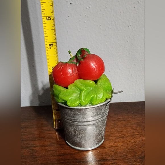Candle Bucket of Tomatoes 3.5" High Red, Green, Silver Bucket - Picture 6 of 7